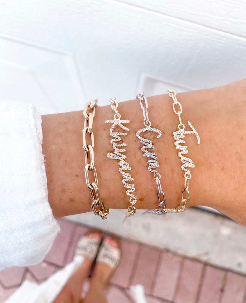 HandPicked: Gold Script Monogram Link Bracelet